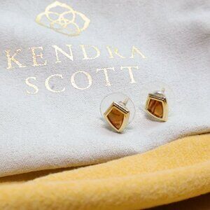 Kendra Scott Monica Marbled Amber Illusion Stud Earrings in Gold